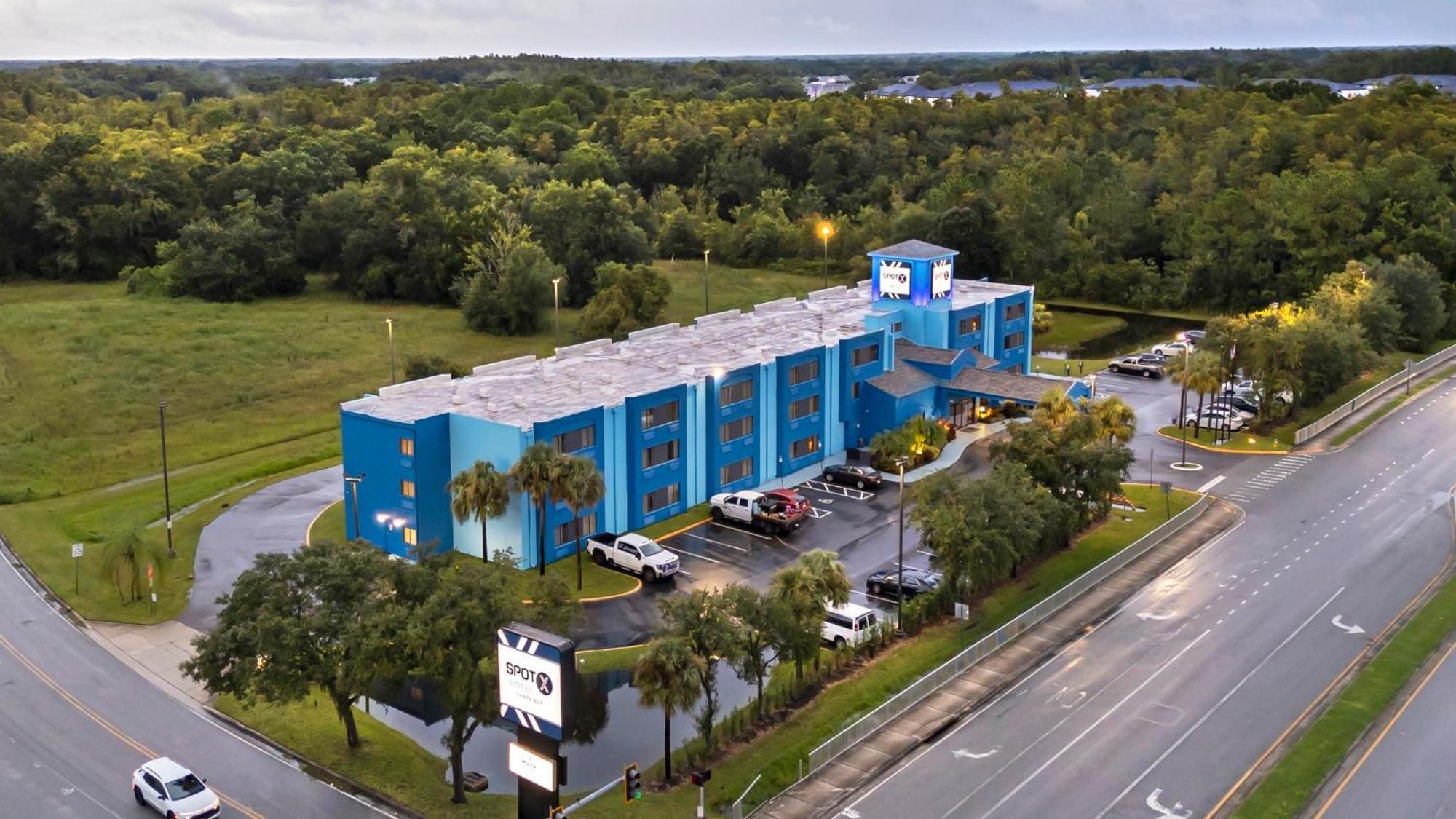 Spot X Hotel Tampa - Wesley Chapel By The Red Collection Екстер'єр фото